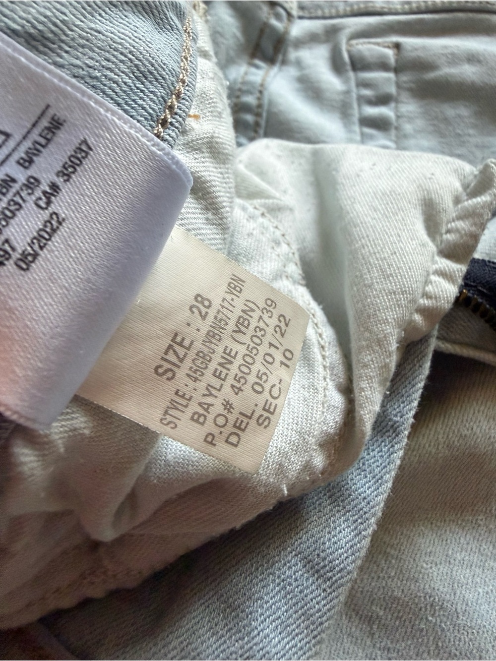 Joe's Jeans Women’s Straight Crop Leg - Picture 7 of 11